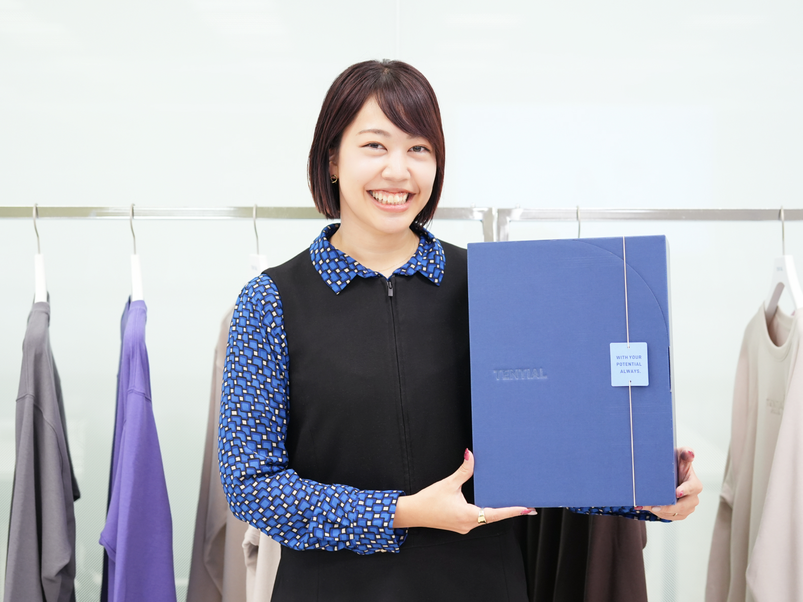 選ばれるギフトをつくる。その裏で動いた、マーケターの静かな戦略と現場の執念