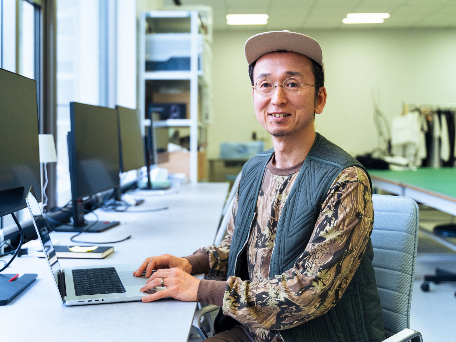 ゼロから切り開くことが、好きだった。海外でキャリアを積んだデザイナーがTENTIALを選んだ理由